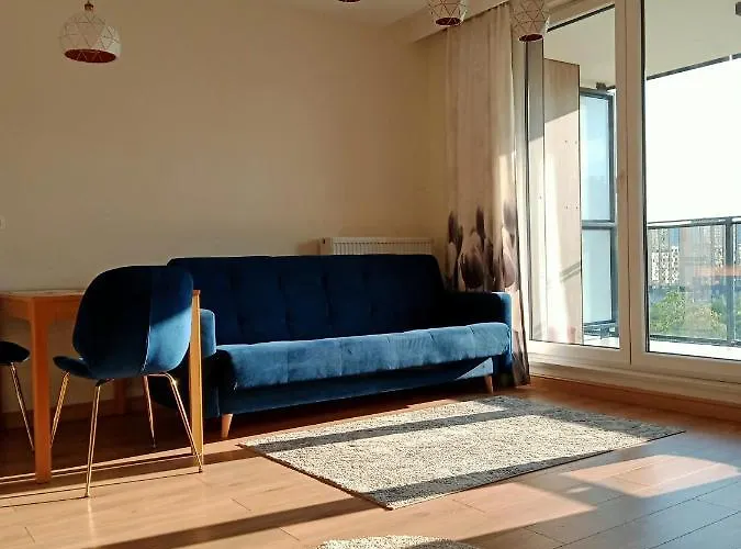 Aura Sky Ostrobramska Prestige Daire Varşova