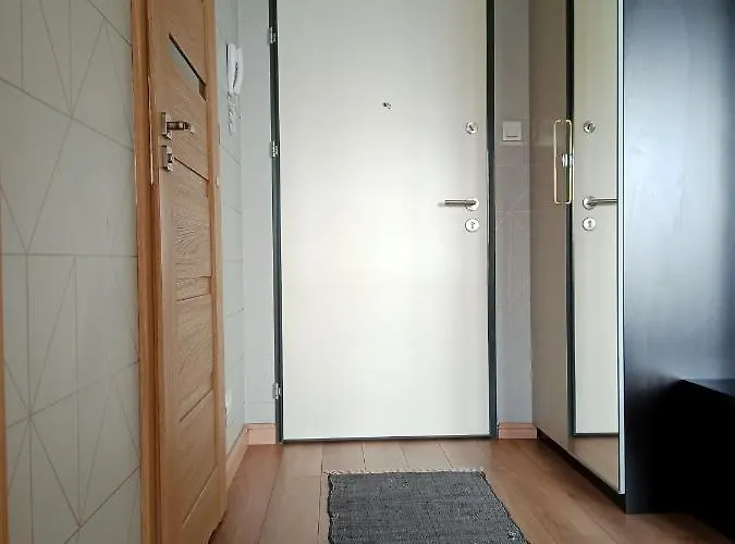 아파트 Aura Sky Ostrobramska Prestige